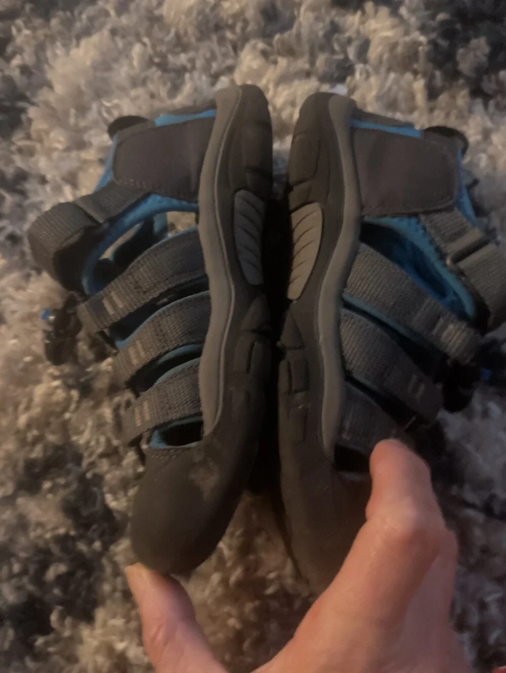 Kids Black and Blue Closed-Toe Sandals - Comfortable Outdoor Shoe Keen Size 2